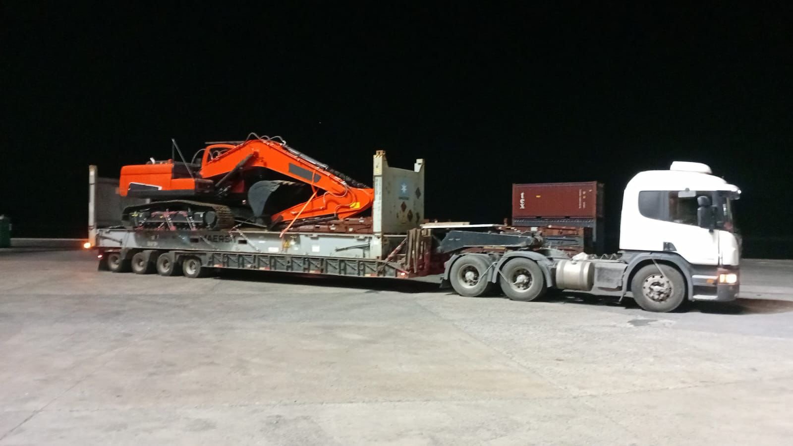 Excavadora Doosan — importación de maquinaria pesada
